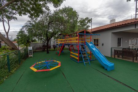 Apartamento para alugar com 55m², 3 quartos e 1 vagaÁrea comum - Playground