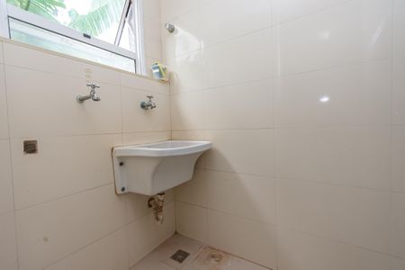 Apartamento para alugar com 55m², 3 quartos e 1 vagaÁrea de Serviço