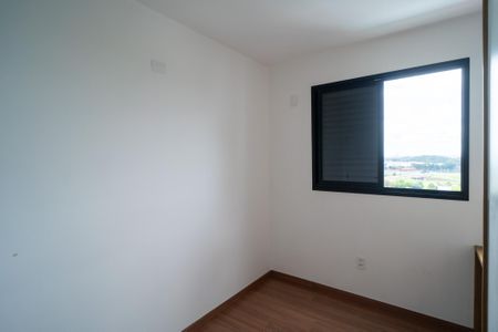 Apartamento para alugar com 67m², 2 quartos e 2 vagas Apartamento para alugar com 67m², 2 quartos e 2 vagasQuarto