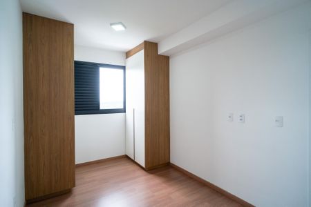 Apartamento para alugar com 67m², 2 quartos e 2 vagas Apartamento para alugar com 67m², 2 quartos e 2 vagasSuíte