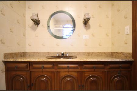 Casa para alugar com 365m², 5 quartos e 4 vagas Casa para alugar com 365m², 5 quartos e 4 vagasBanheiro 2