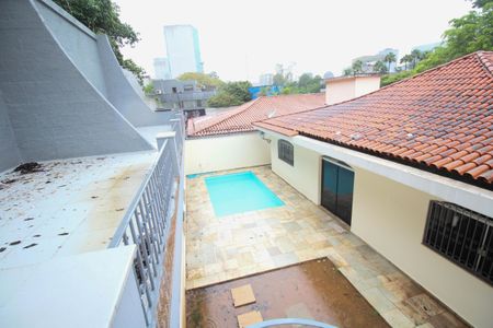 Casa para alugar com 365m², 5 quartos e 4 vagas
