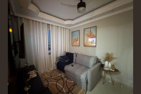 Sala de apartamento à venda com 2 quartos, 42m² em Canhema, Diadema