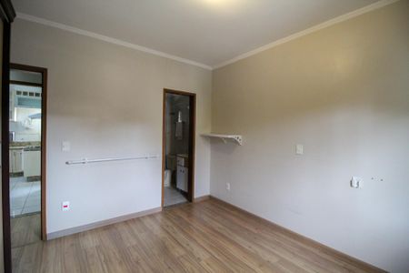 Apartamento à venda com 76m², 2 quartos e 1 vaga Apartamento à venda com 76m², 2 quartos e 1 vagaSuíte