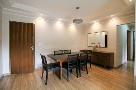 Apartamento à venda com 76m², 2 quartos e 1 vaga Apartamento à venda com 76m², 2 quartos e 1 vagaSala