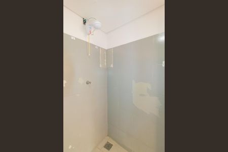 Casa para alugar com 100m², 2 quartos e 2 vagasBanheiro de serviço