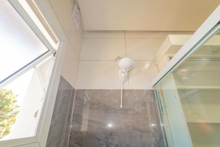 Casa para alugar com 100m², 2 quartos e 2 vagasBanheiro da Suíte