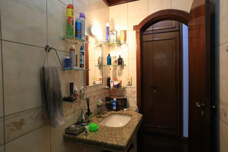 Apartamento à venda com 115m², 3 quartos e 1 vaga Apartamento à venda com 115m², 3 quartos e 1 vagaBanheiro