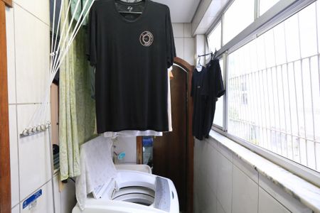 Apartamento à venda com 115m², 3 quartos e 1 vaga Apartamento à venda com 115m², 3 quartos e 1 vagaÁrea de Serviço