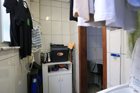 Apartamento à venda com 115m², 3 quartos e 1 vaga Apartamento à venda com 115m², 3 quartos e 1 vagaÁrea de Serviço