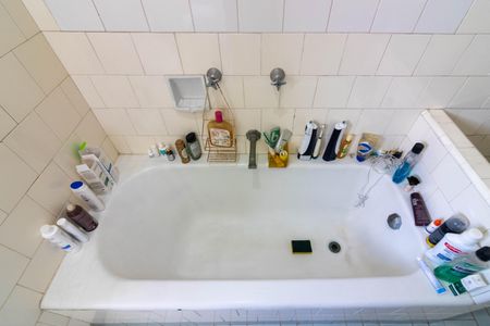 Casa à venda com 160m², 3 quartos e 1 vaga Casa à venda com 160m², 3 quartos e 1 vagaBanheiro - Piso Superior