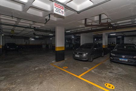 Apartamento à venda com 74m², 3 quartos e 1 vaga Apartamento à venda com 74m², 3 quartos e 1 vagagaragem_1