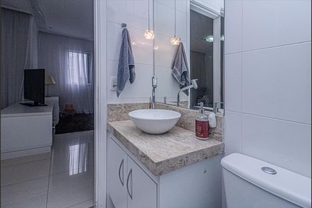 Apartamento à venda com 74m², 3 quartos e 1 vaga Apartamento à venda com 74m², 3 quartos e 1 vagabanheiro social_3