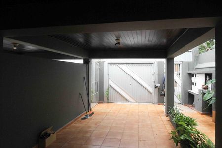 Casa para alugar com 300m², 3 quartos e 1 vaga Casa para alugar com 300m², 3 quartos e 1 vagaGaragem