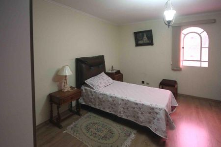 Casa para alugar com 300m², 3 quartos e 1 vaga Casa para alugar com 300m², 3 quartos e 1 vagaQuarto 02