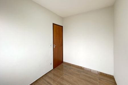Quarto 1 de apartamento à venda com 2 quartos, 48m² em Padre Eustáquio, Belo Horizonte
