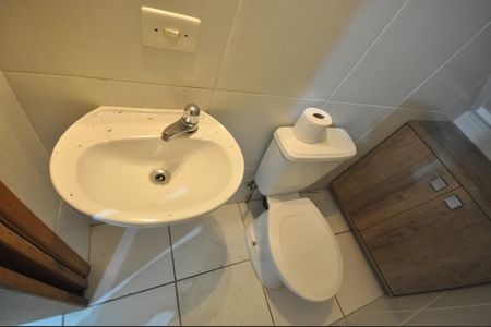 Casa para alugar com 135m², 2 quartos e 2 vagasLavabo