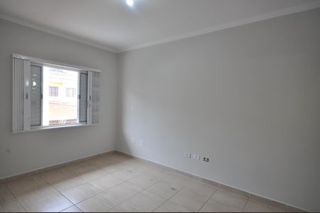 Casa para alugar com 135m², 2 quartos e 2 vagasSuíte 2