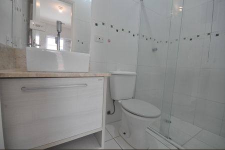 Casa para alugar com 135m², 2 quartos e 2 vagasBanheiro da Suíte 1