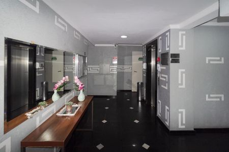 Apartamento para alugar com 55m², 2 quartos e 1 vaga Apartamento para alugar com 55m², 2 quartos e 1 vagaHall de entrada