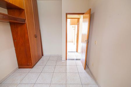 quarto 1 de casa de condomínio para alugar com 2 quartos, 70m² em Etelvina Carneiro, Belo Horizonte