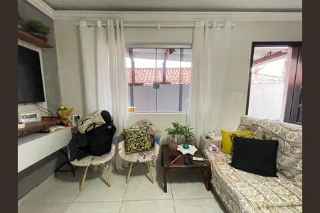 Sala de casa para alugar com 2 quartos, 124m² em Jardim Celeste, São Paulo