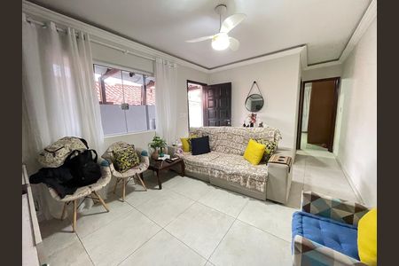 Sala de casa para alugar com 2 quartos, 124m² em Jardim Celeste, São Paulo