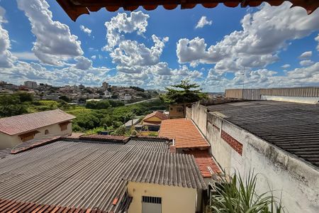 Casa à venda com 3 quartos, 382m² em Fernão Dias, Belo Horizonte