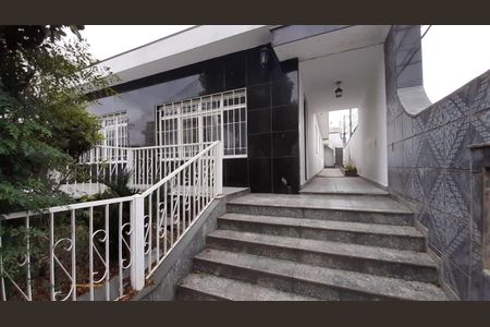 Área externa de casa à venda com 3 quartos, 255m² em Jardim Penha, São Paulo