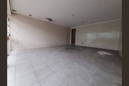 Área externa de casa à venda com 3 quartos, 255m² em Jardim Penha, São Paulo