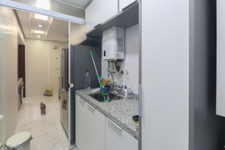 Apartamento à venda com 100m², 2 quartos e 2 vagas Apartamento à venda com 100m², 2 quartos e 2 vagasÁrea de Serviço