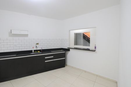 Casa para alugar com 80m², 2 quartos e sem vaga Casa para alugar com 80m², 2 quartos e sem vagaCozinha