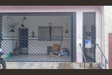 Casa para alugar com 80m², 2 quartos e sem vagaFachada