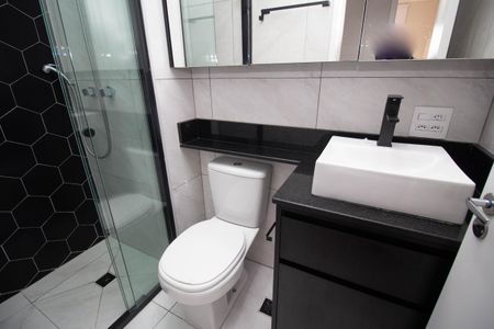 Apartamento à venda com 42m², 2 quartos e 1 vaga Apartamento à venda com 42m², 2 quartos e 1 vagaBanheiro