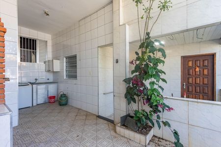 Casa à venda com 133m², 2 quartos e 2 vagas Casa à venda com 133m², 2 quartos e 2 vagasChurrasqueira