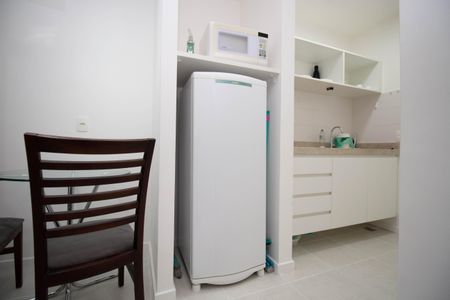 Studio para alugar com 27m², 1 quarto e 1 vaga Studio para alugar com 27m², 1 quarto e 1 vagaCozinha