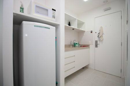 Studio para alugar com 27m², 1 quarto e 1 vaga Studio para alugar com 27m², 1 quarto e 1 vagaCozinha