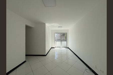Sala de apartamento para alugar com 3 quartos, 81m² em Moinho Velho, São Paulo
