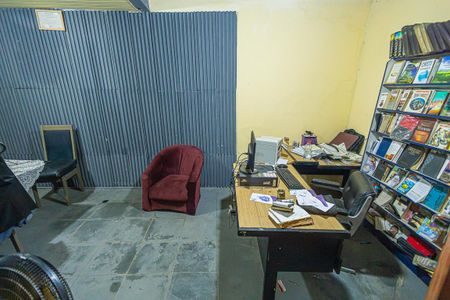 Casa para alugar com 470m², 5 quartos e 2 vagasescritorio