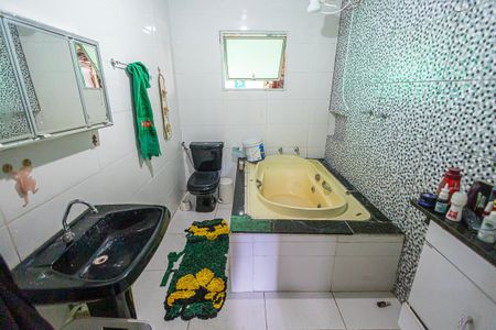 Casa para alugar com 470m², 5 quartos e 2 vagassuite