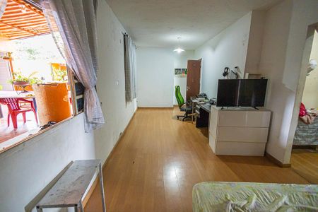 quarto 1 / closet e suite de casa para alugar com 5 quartos, 470m² em Trevo, Belo Horizonte