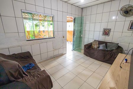 Casa para alugar com 470m², 5 quartos e 2 vagassala de TV