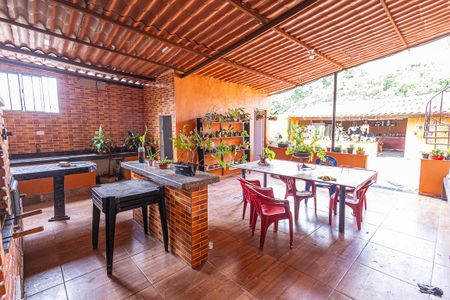 Casa para alugar com 470m², 5 quartos e 2 vagasespaço gourmet