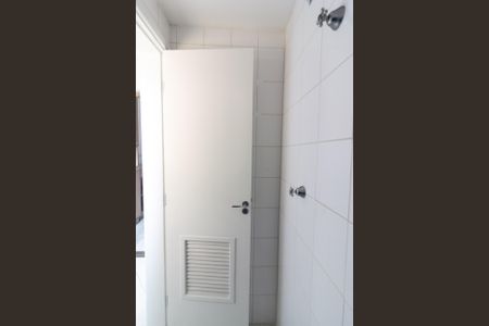 Apartamento para alugar com 81m², 3 quartos e 2 vagasBanheiro de Serviço