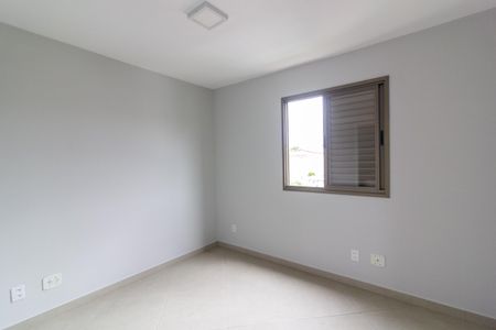 Apartamento para alugar com 81m², 3 quartos e 2 vagasQuarto 3 - Suíte