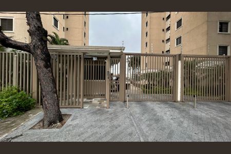 Apartamento para alugar com 81m², 3 quartos e 2 vagasFachada