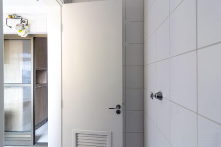 Apartamento para alugar com 81m², 3 quartos e 2 vagasBanheiro de Serviço