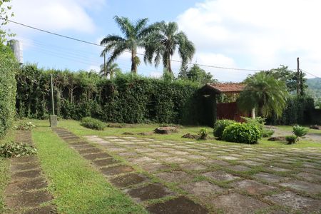 Casa para alugar com 4 quartos, 710m² em Água Espraiada, Cotia