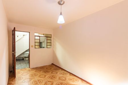 Sala  de casa para alugar com 2 quartos, 170m² em Jd Sindona, Osasco