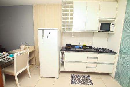 Apartamento para alugar com 1 quarto, 49m² em Caminho das Árvores, Salvador